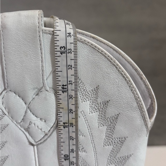 Oak Tree Farms White Leather Western Pull On Snip Toe Boots Size 6.5 - Picture 12 of 15